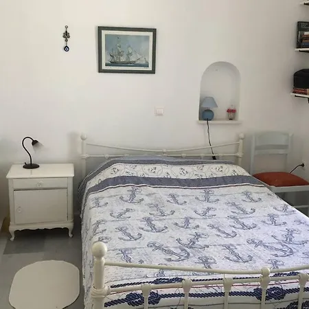 Fairy-tale Seafront Cycladic * Parikia (Paros)